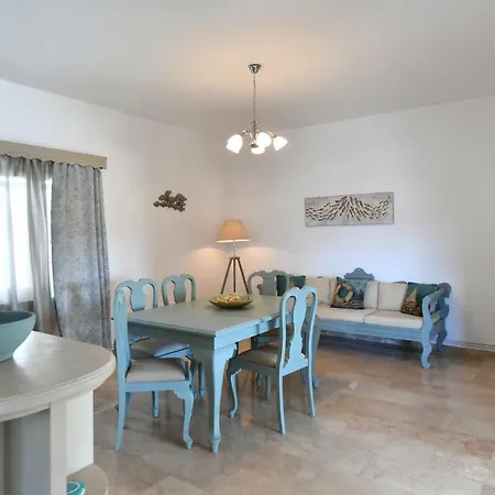 بيت للعطل Cozy House In *