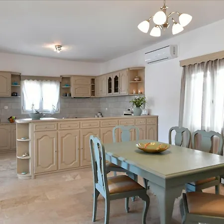 بيت للعطل Cozy House In *