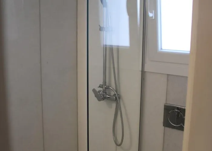 Cozy House In * נאוסה